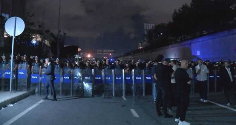CHP İstanbul’da İl Yönetimi Görevden Alındı