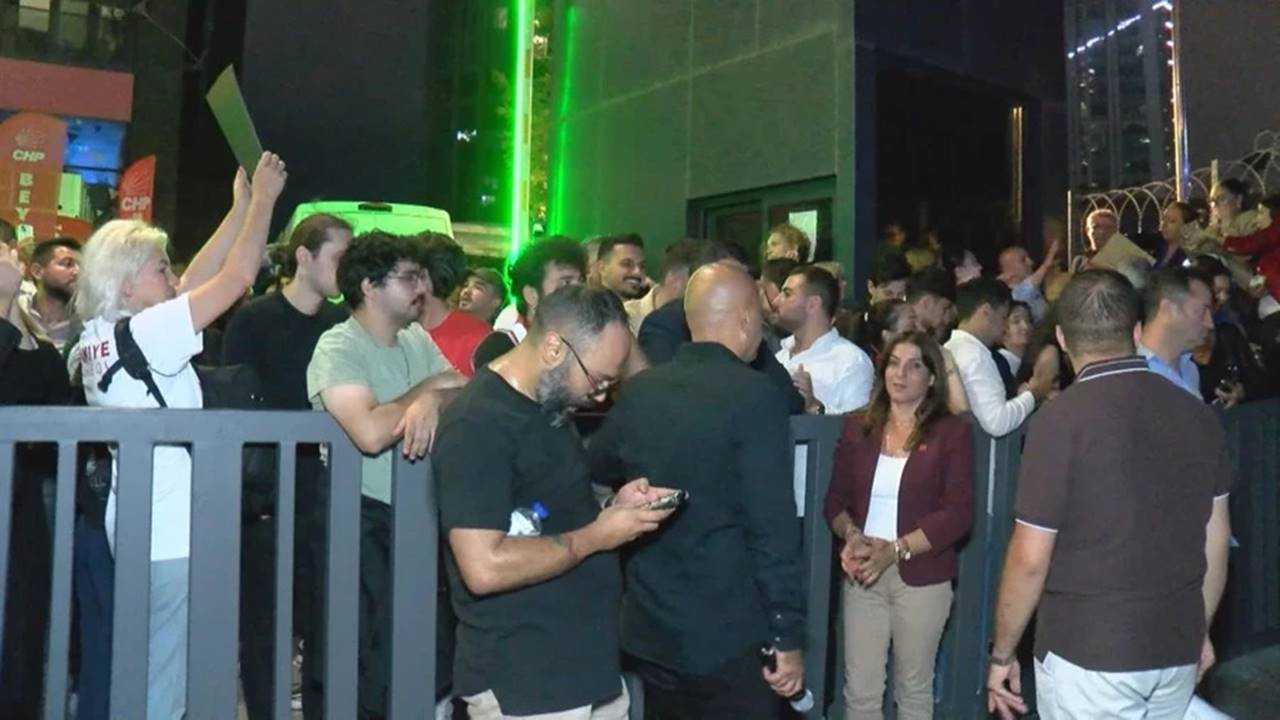 CHP İstanbul’da İl Yönetimi Görevden Alındı 3 CHP Istanbulda Il Yonetimi Gorevden Alindi 4