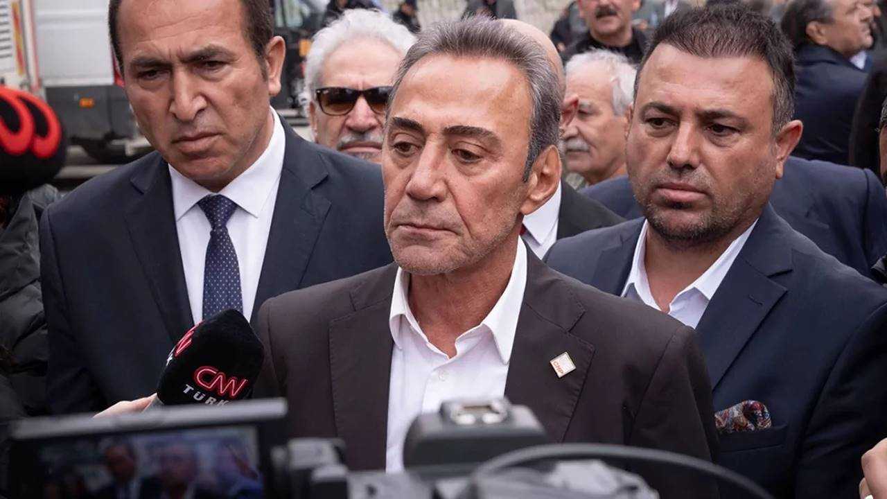 CHP’de İhraç Depremi: Berhan Şimşek Disipline Sevk Edildi 1 CHPde Ihrac Depremi Berhan Simsek Disipline Sevk Edildi 2
