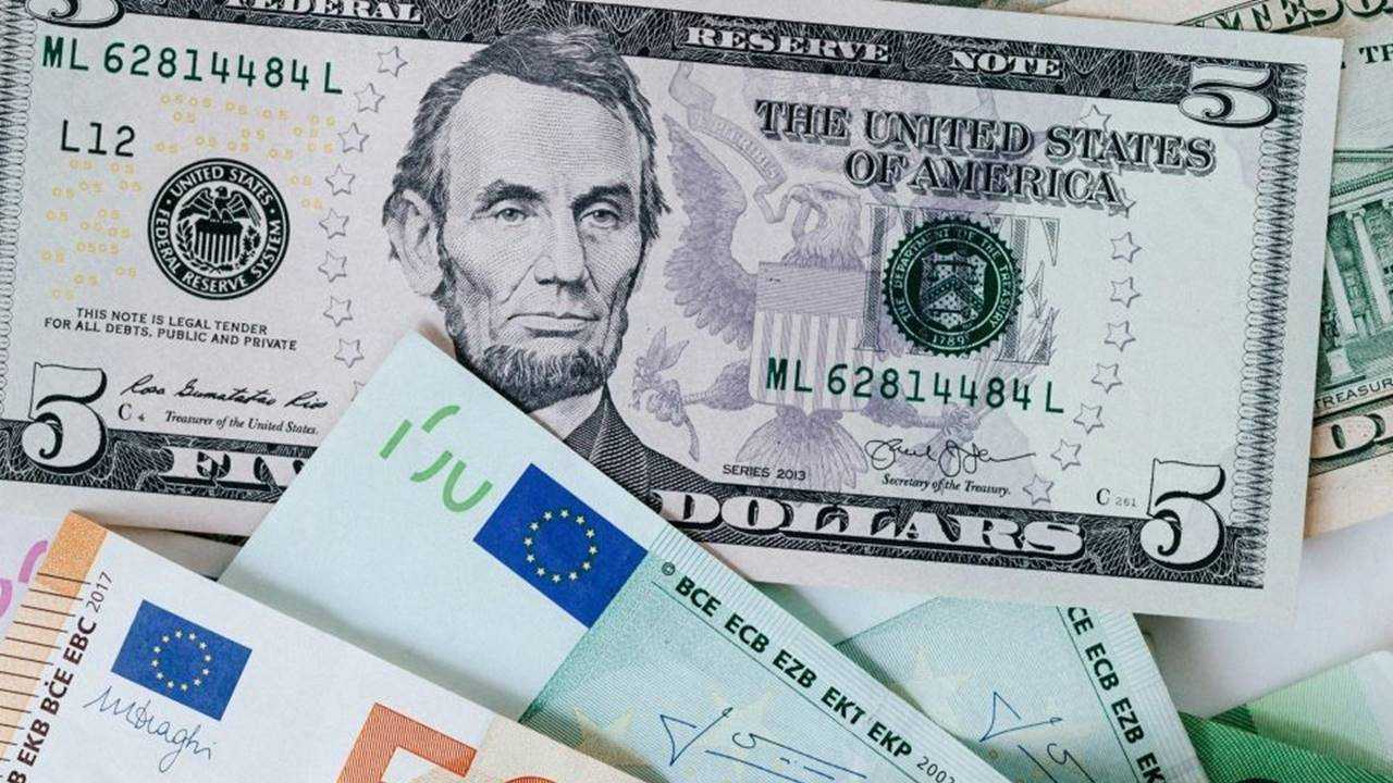 Dolar Düşerken Euro Zirveye Koşuyor 1 Dolar Duserken Euro Zirveye Kosuyor 2