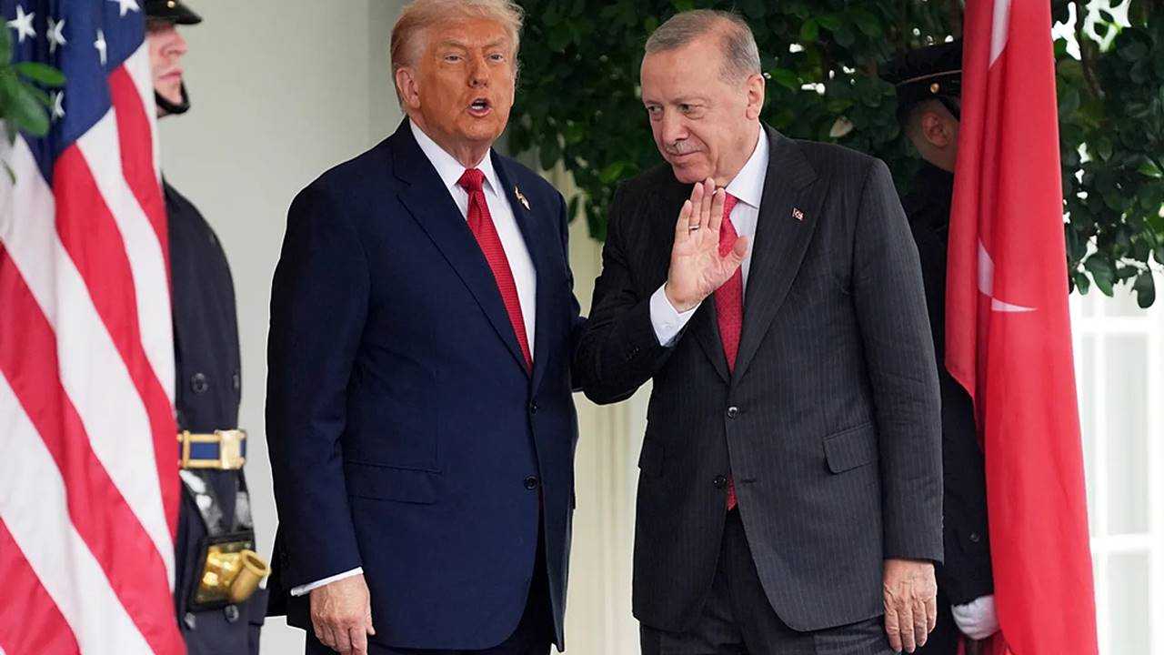 Erdoğan ve Trump Beyaz Saray’da Buluştu 2 Erdogan ve Trump Beyaz Sarayda Bulustu 3