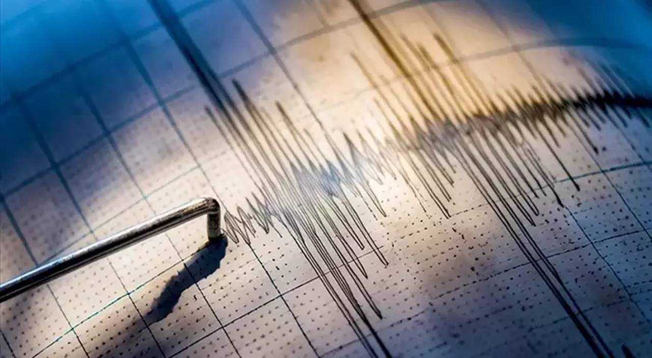 Filipinlerde Korkutan Gece Dakikalar Icinde 3 Buyuk Deprem 4