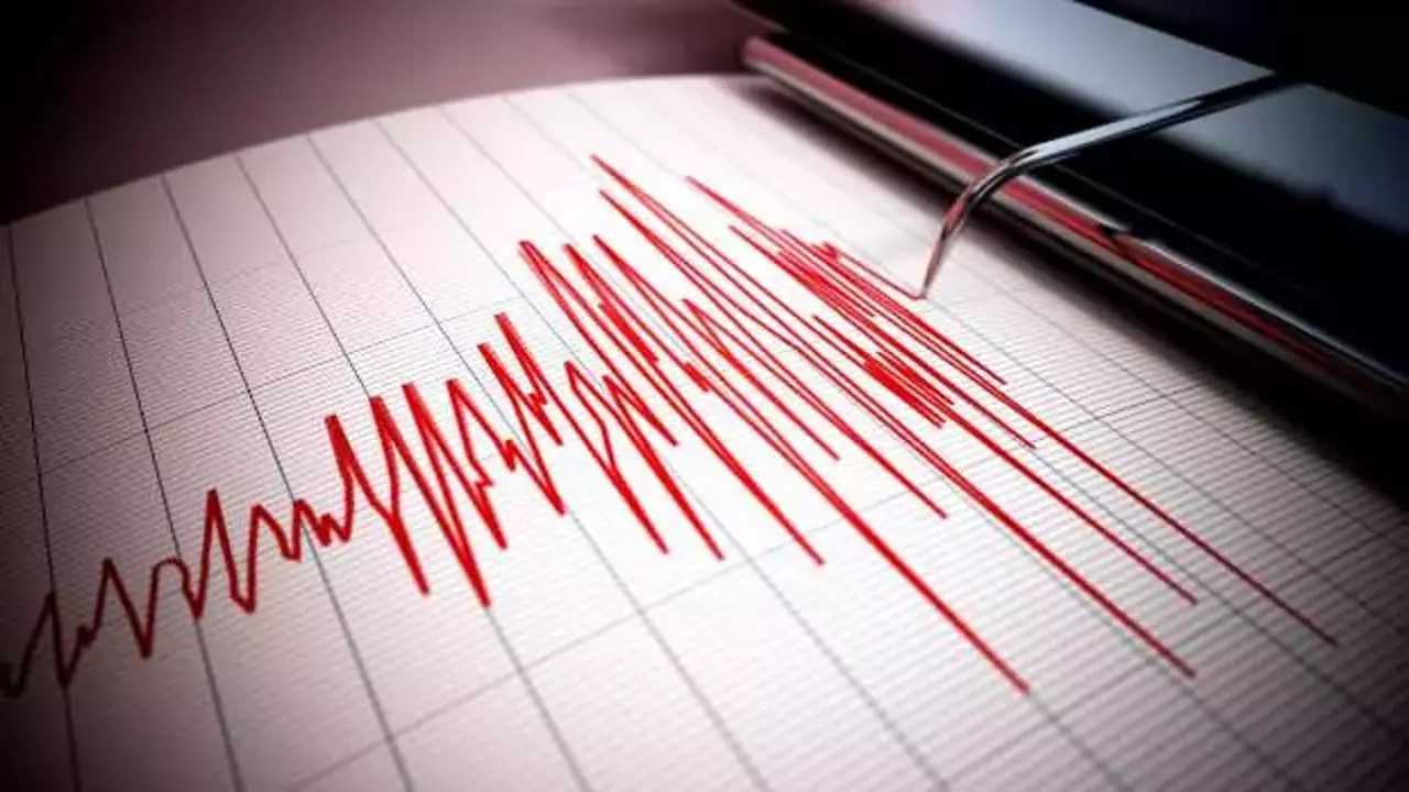 Gece Yarısı Depremi Simav’ı Uykusuz Bıraktı 2 Gece Yarisi Depremi Simavi Uykusuz Birakti 3
