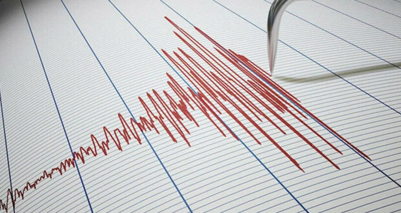 Gece Yarısı Sarsıntısı: Kütahya’da Deprem Paniği
