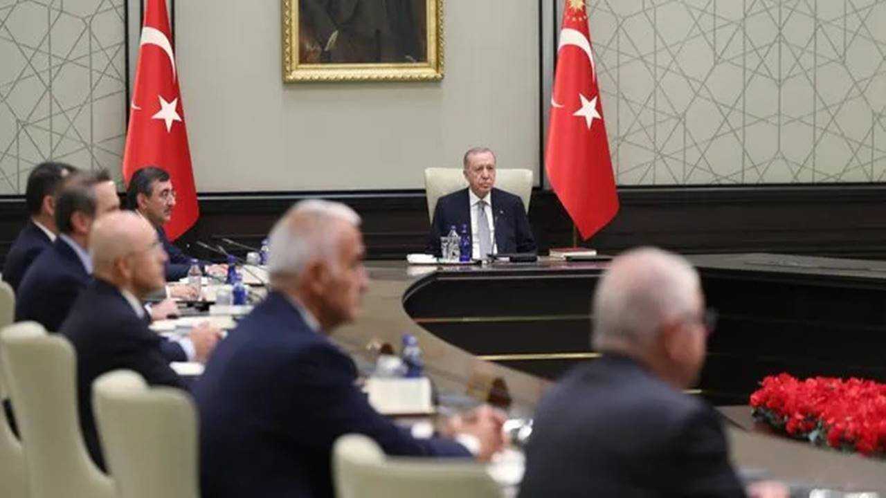 Kritik Kabine F 35 Enflasyon ve Ateskes Plani Gundemde 5