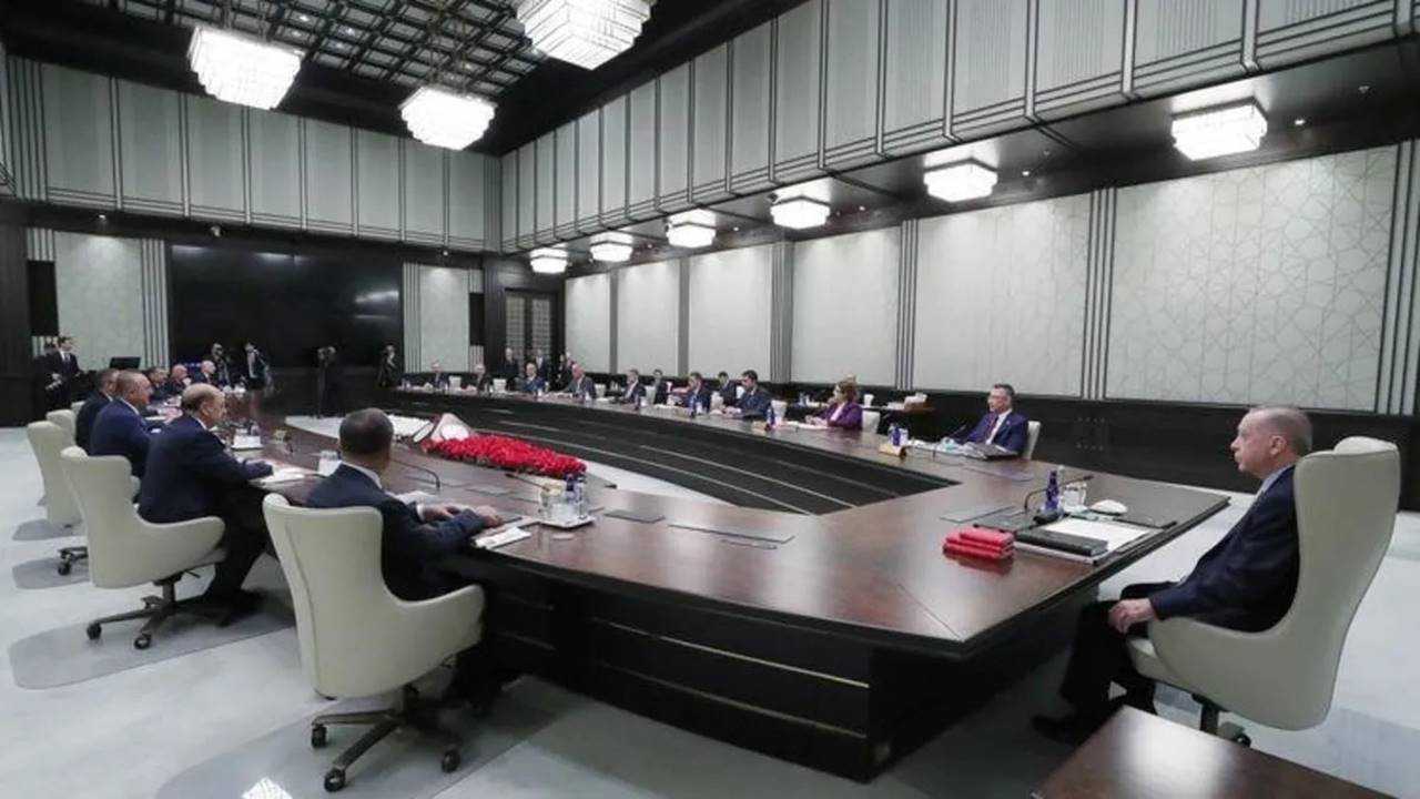 Kritik Kabine F 35 Enflasyon ve Ateskes Plani Gundemde 6