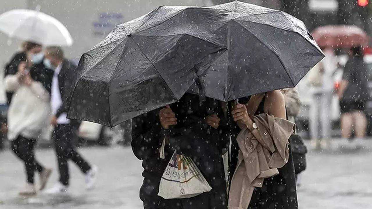 Marmara ve Karadeniz’de Sağanak Alarmı 1 Marmara ve Karadenizde Saganak Alarmi 2