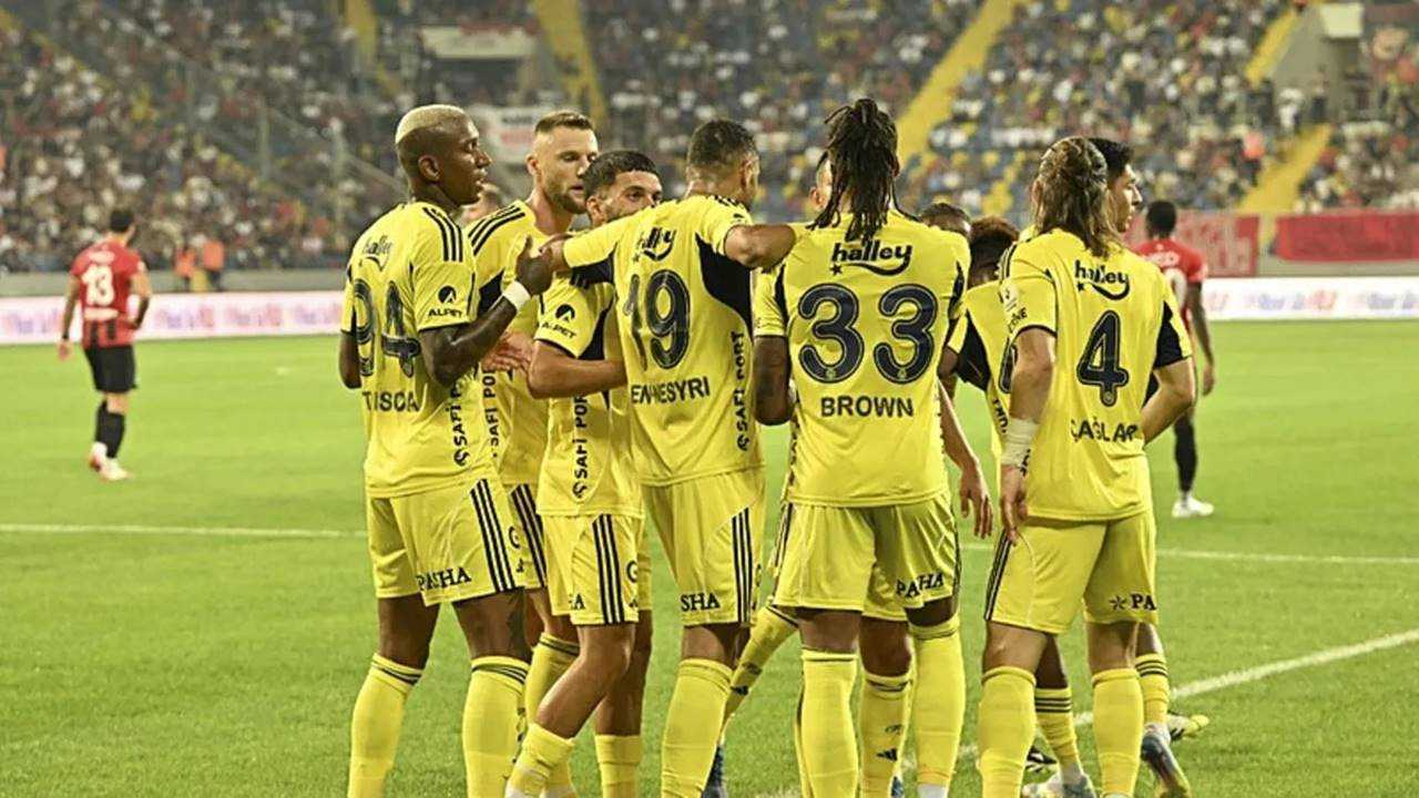 Mourinho Sonrası Fenerbahçe’de Teknik Direktör Savaşı 1 Mourinho Sonrasi Fenerbahcede Teknik Direktor Savasi 2