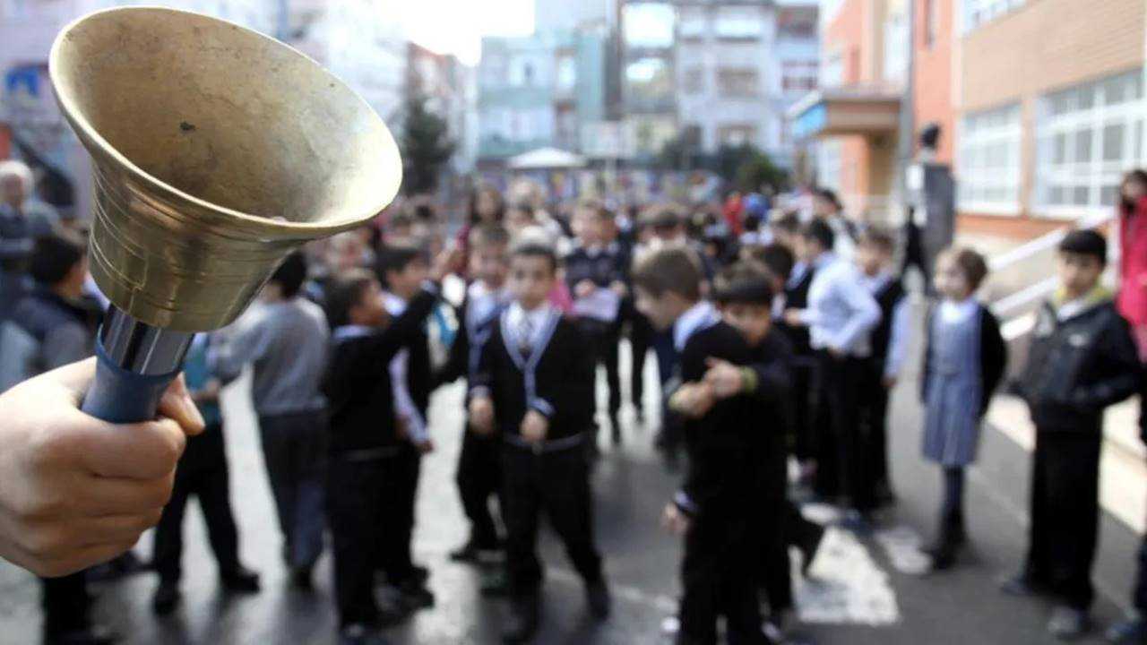 Okullarda Büyük Gün: 2025-2026 Eğitim Yılı Yarın Başlıyor 4 Okullarda Buyuk Gun 2025 2026 Egitim Yili Yarin Basliyor 5