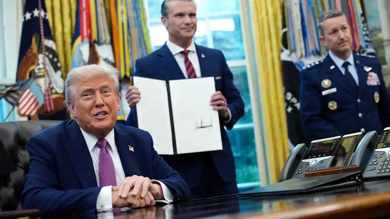 Trump İmzayı Attı: Pentagon Yeniden Adlandırılıyor 3 Trump Imzayi Atti Pentagon Yeniden Adlandiriliyor 4