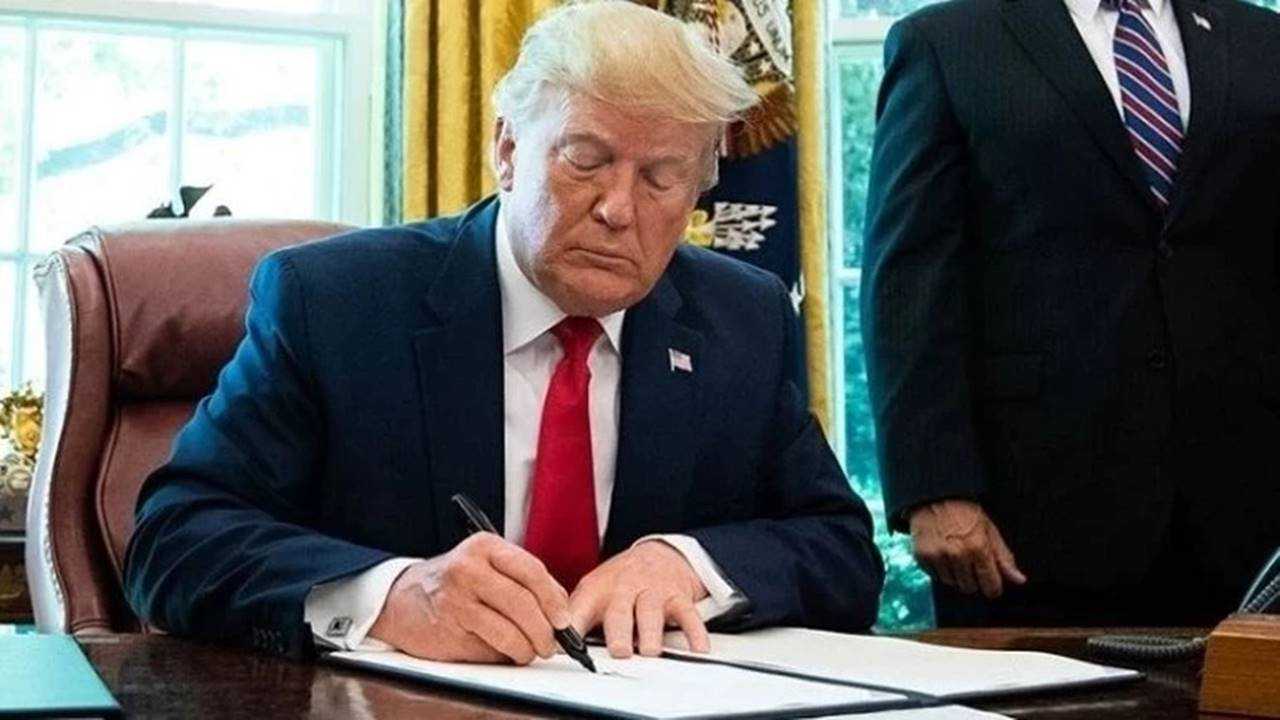 Trump İmzayı Attı: Pentagon Yeniden Adlandırılıyor 4 Trump Imzayi Atti Pentagon Yeniden Adlandiriliyor 5