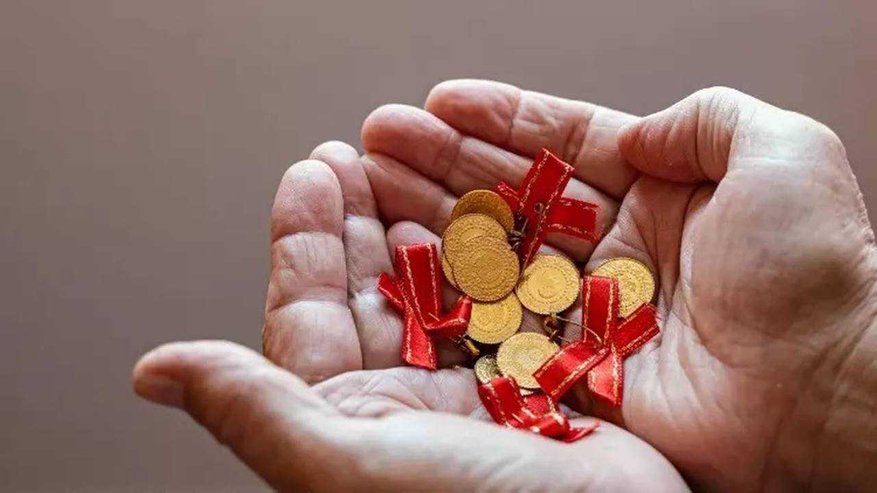 Altin Rekora Doymuyor Ons 3.871 Dolari Asti 4