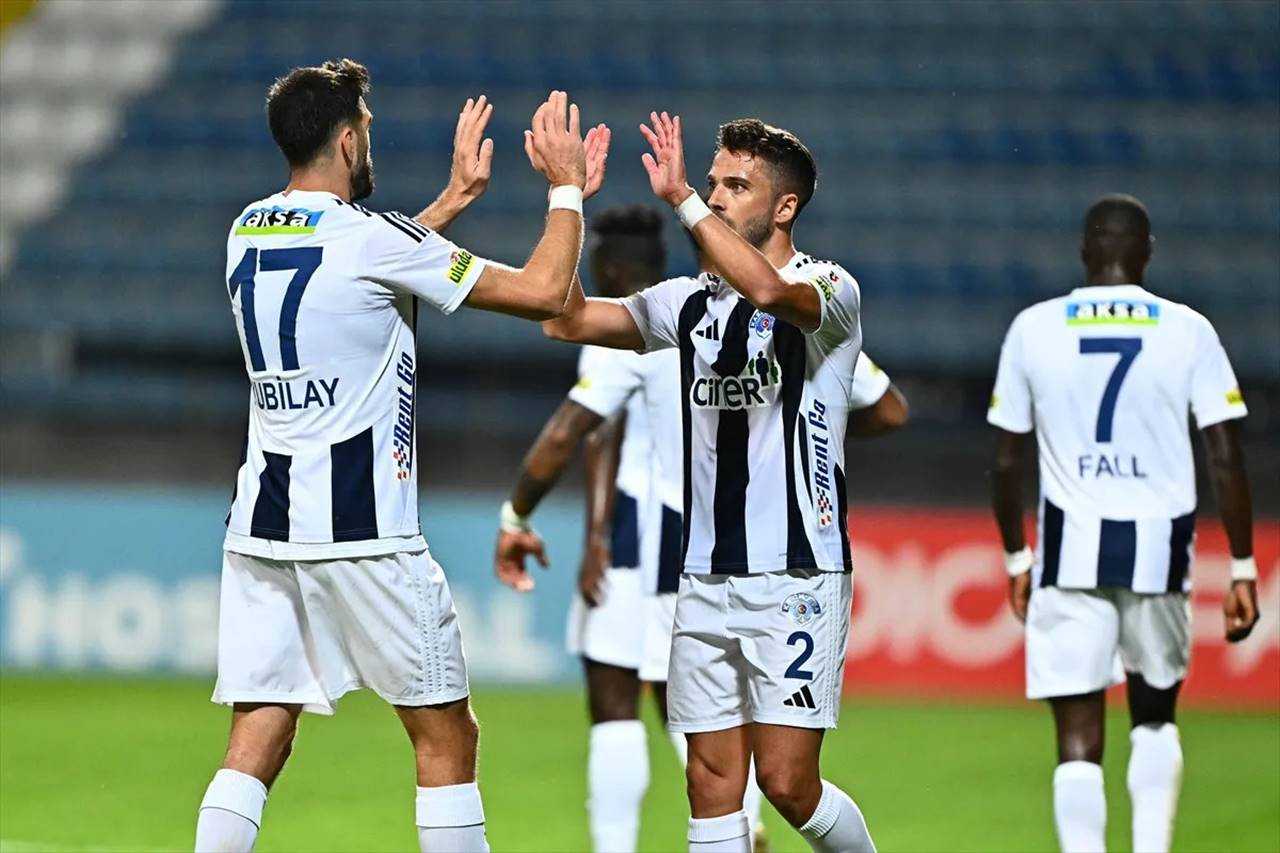 Beşiktaş Penaltıyı Kaçırdı, Galibiyeti Kaçırdı 3 Besiktas Penaltiyi Kacirdi Galibiyeti Kacirdi 4