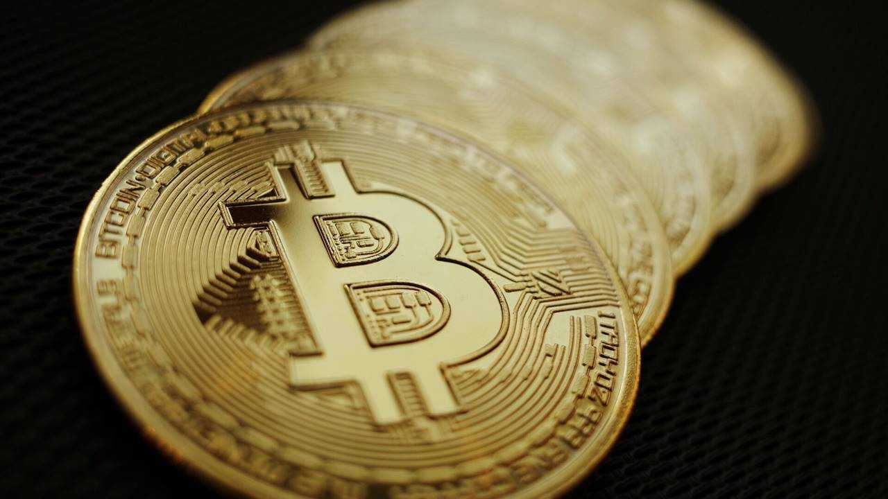 Bitcoin Tarihi Zirvede: 125 Bin Doları Aşarak Rekor Kırdı 2 Bitcoin Tarihi Zirvede 125 Bin Dolari Asarak Rekor Kirdi 3