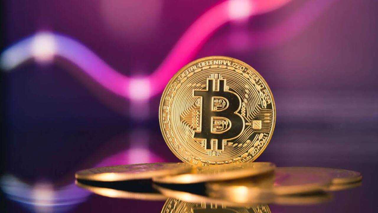 Bitcoin Tarihi Zirvede: 125 Bin Doları Aşarak Rekor Kırdı 4 Bitcoin Tarihi Zirvede 125 Bin Dolari Asarak Rekor Kirdi 5