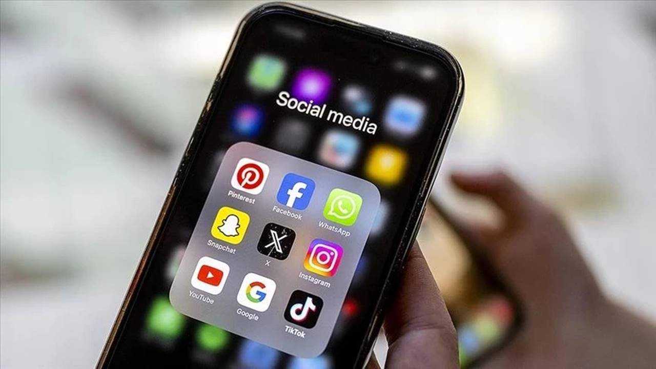 Cevrim Ici Guvenlik Icin Dev Yasa Sosyal Medya Siniri 3