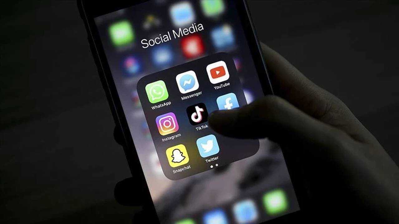 Cevrim Ici Guvenlik Icin Dev Yasa Sosyal Medya Siniri 5