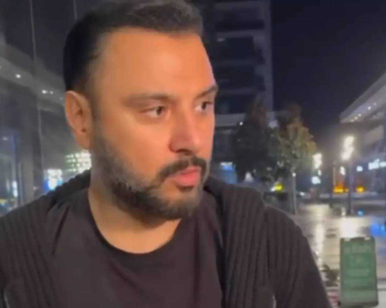 Fatih Ürek Yoğun Bakımda: Sanat Dünyası Dua Ediyor 2 Fatih Urek Yogun Bakimda Sanat Dunyasi Dua Ediyor 3