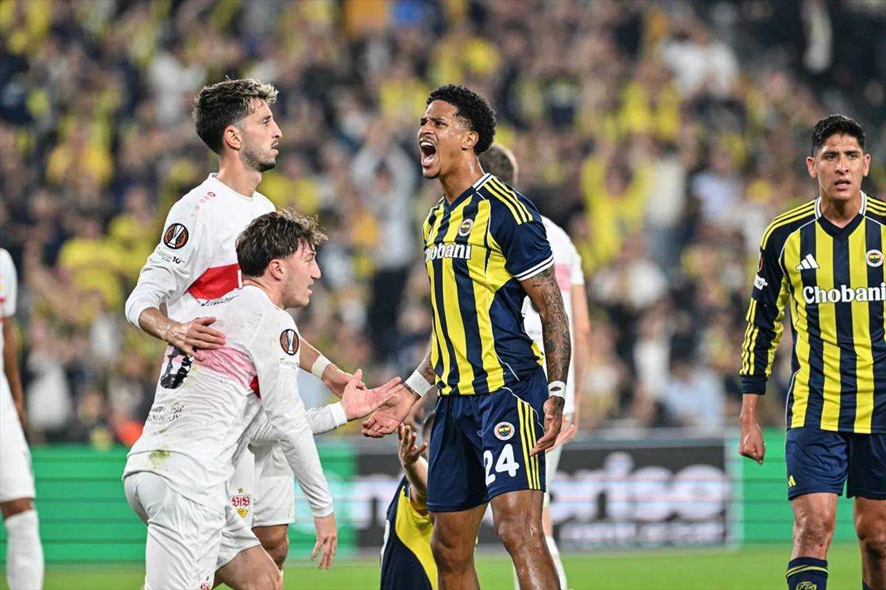 Fenerbahçe Durmuyor, Avrupa Sallanıyor 11 Fenerbahce Durmuyor Avrupa Sallaniyor 12