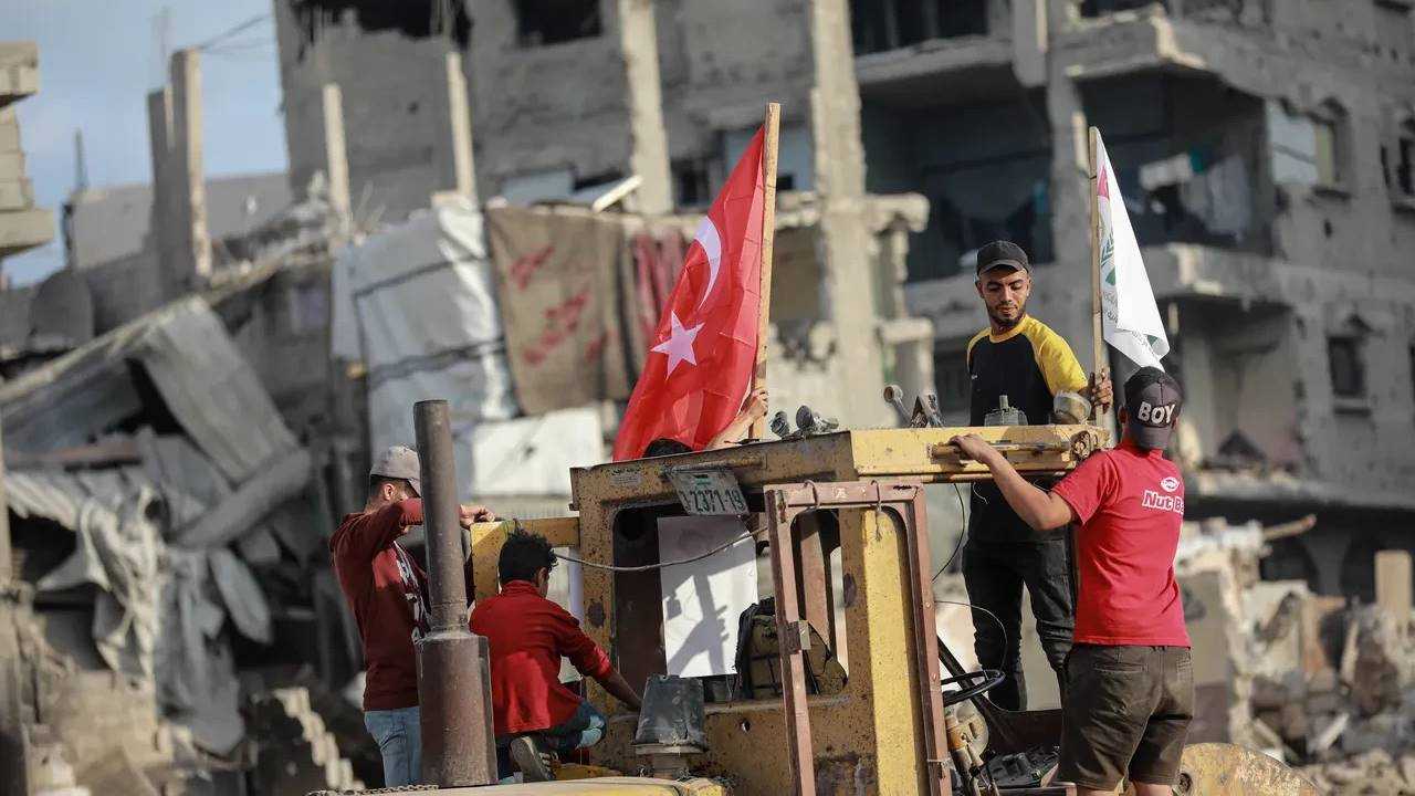 Gazze’de Umut Konvoyu: İHH Ekibi 7/24 Çalışıyor 8 Gazzede Umut Konvoyu IHH Ekibi 7 24 Calisiyor 9