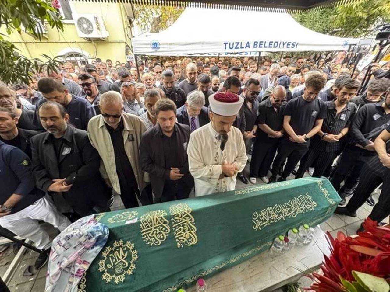 Güllü’nün Ölüm Perdesi Aralanıyor: Kan Donduran Sözler 6 Gullunun Olum Perdesi Aralaniyor Kan Donduran Sozler 7