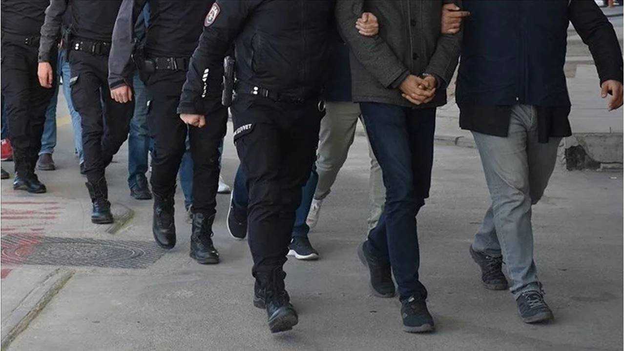 Güvenlik Güçleri Görev Başında: Dolandırıcılara Geçit Yok 3 Guvenlik Gucleri Gorev Basinda Dolandiricilara Gecit Yok 4