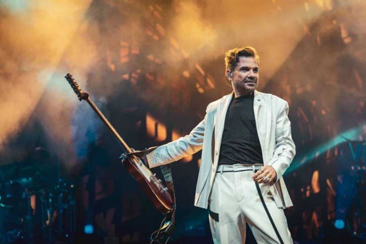 Kenan Doğulu’nun Konserinde Sıra Dışı An 1 Kenan Dogulunun Konserinde Sira Disi An 2