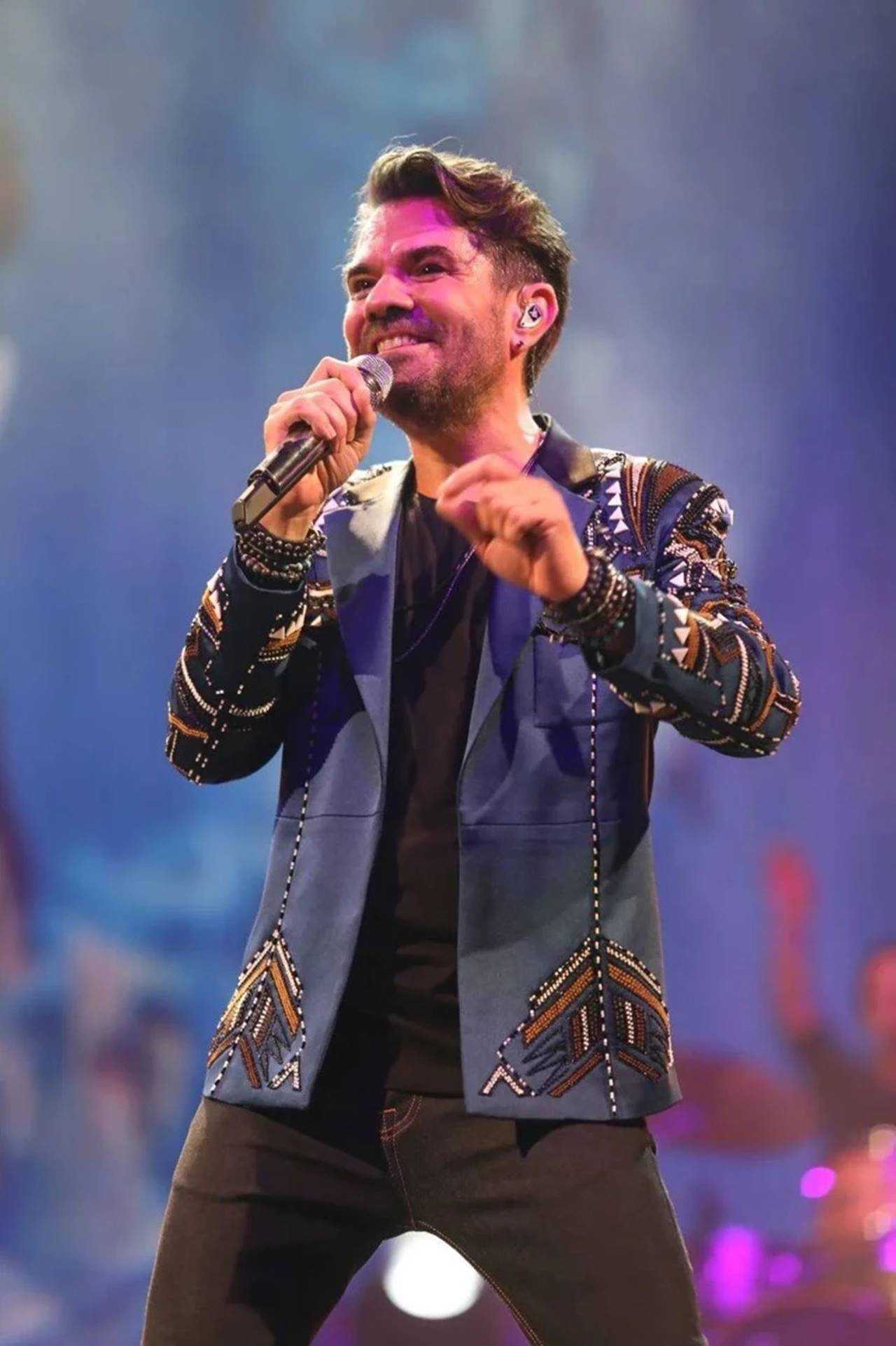 Kenan Doğulu’nun Konserinde Sıra Dışı An 4 Kenan Dogulunun Konserinde Sira Disi An 5