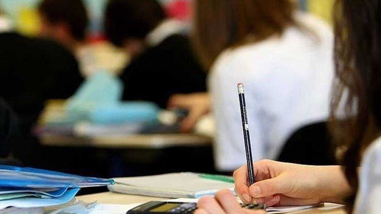 Manisa’da Deprem Paniği: Okullara 1 Gün Ara 2 Manisada Deprem Panigi Okullara 1 Gun Ara 3