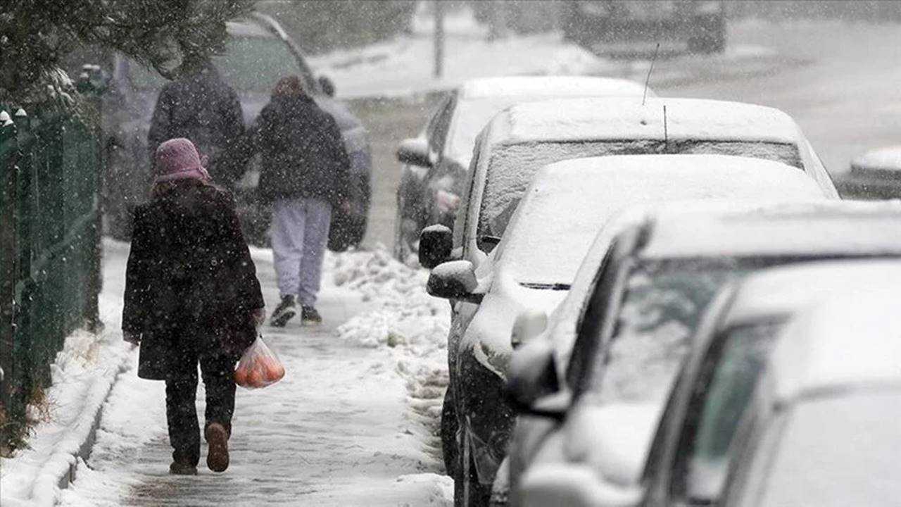 Meteoroloji Uyardı: Kar Kapıda, Sağanak Geliyor 4 Meteoroloji Uyardi Kar Kapida Saganak Geliyor 5