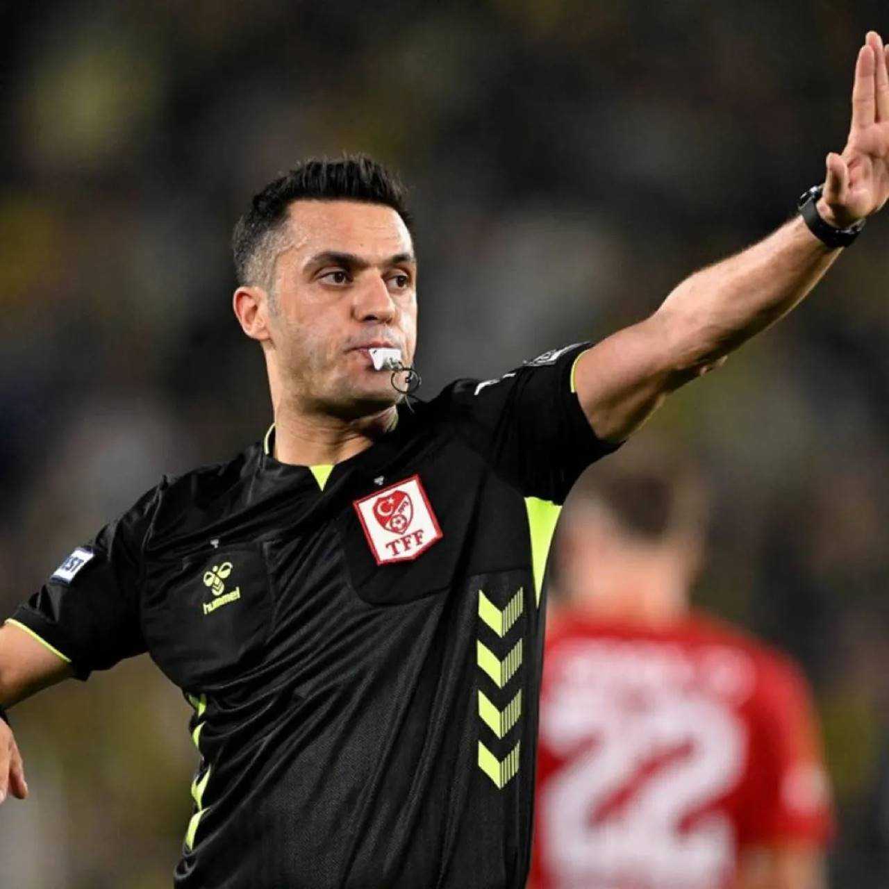 Süper Lig’de Derbi Heyecanı: Hakemler Belli Oldu 1 Super Ligde Derbi Heyecani Hakemler Belli Oldu 2