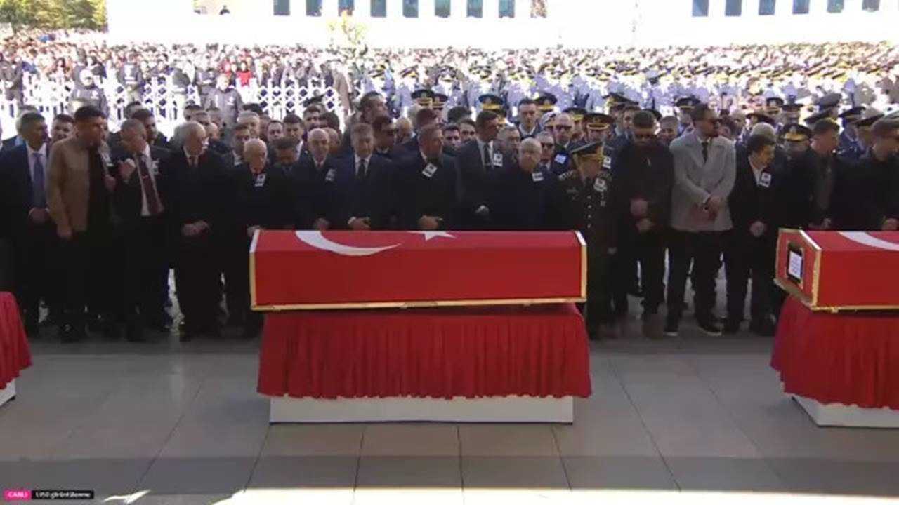 20 Kahramana Yürek Yakan Veda: Türkiye Şehitlerini Uğurladı 1 20 Kahramana Yurek Yakan Veda Turkiye Sehitlerini Ugurladi 2