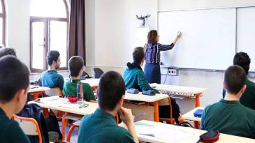 20 Milyon Öğrenci Yarın Okullara Akın Edecek