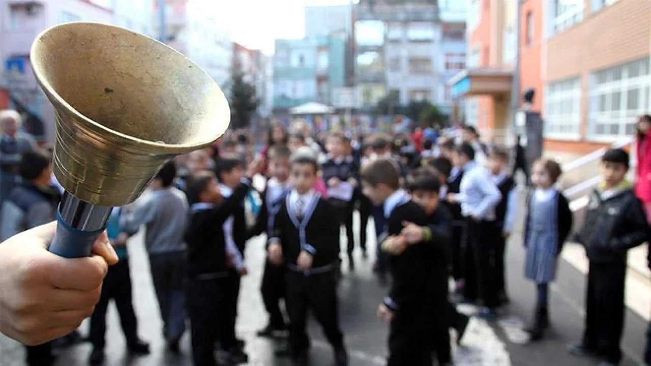 20 Milyon Ogrenci Yarin Okullara Akin Edecek 4