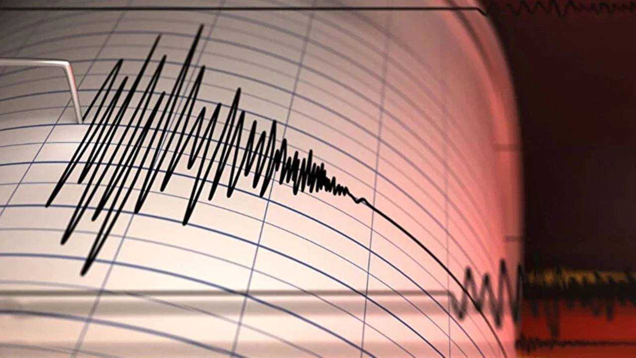 Balikesir Sindirgida Deprem Korkusu Bitmiyor 6
