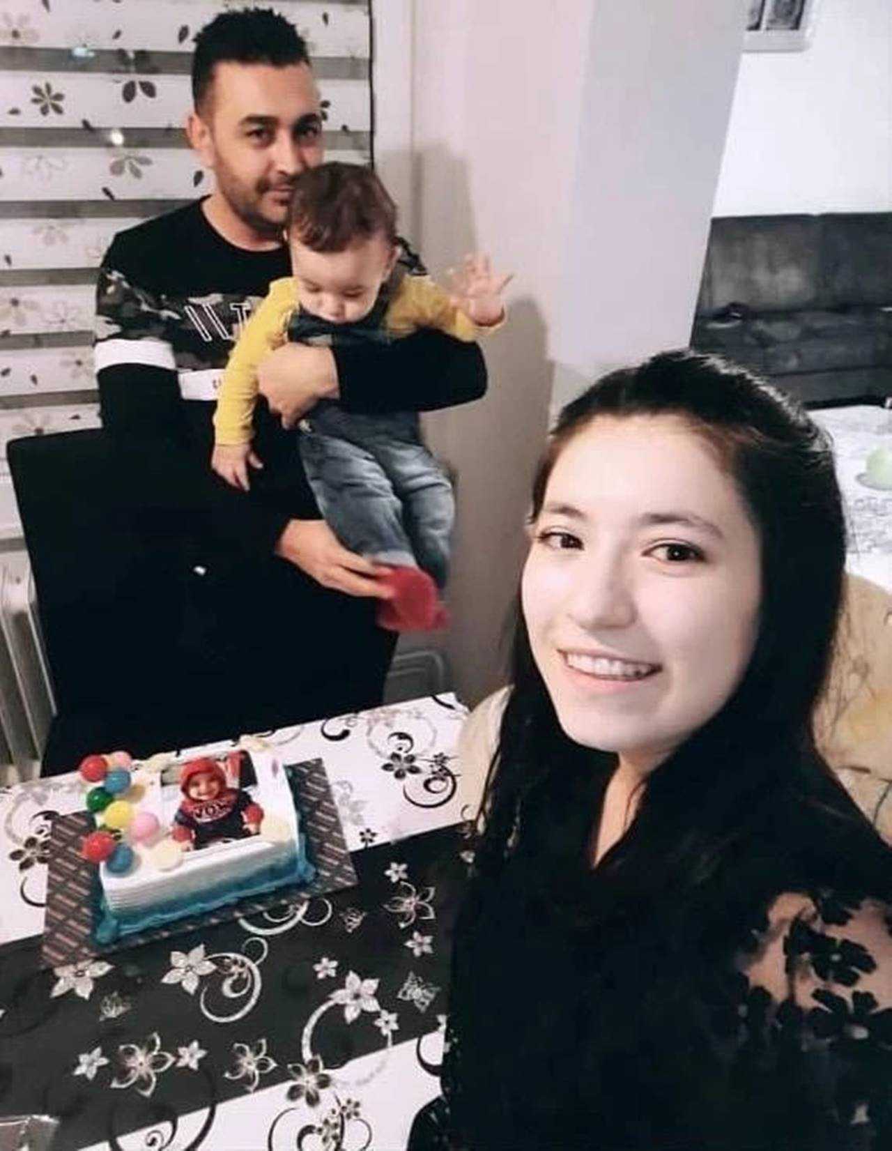 Bocek Ailesi Zehirlenerek Oldu Baba da Kurtarilamadi 8