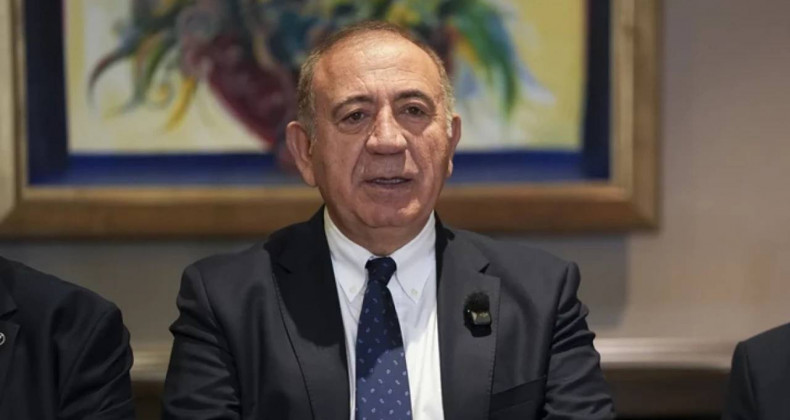 CHP İstanbul Kongresi’nde İptal Krizi