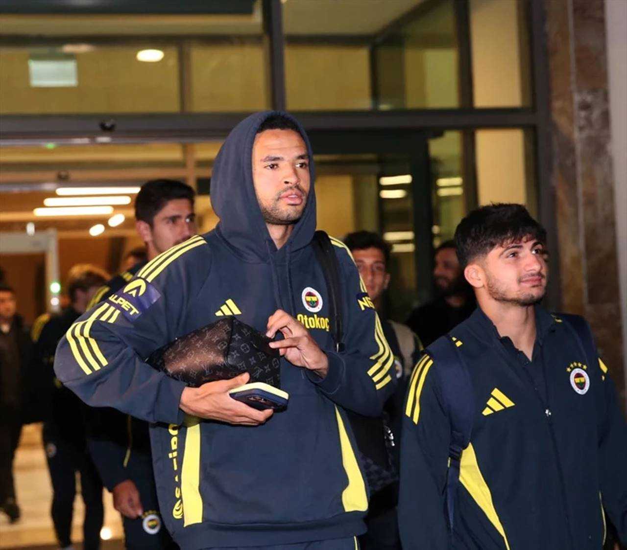 Fenerbahçe’den Derbi Öncesi Motivasyon Hamlesi 4 Fenerbahceden Derbi Oncesi Motivasyon Hamlesi 5