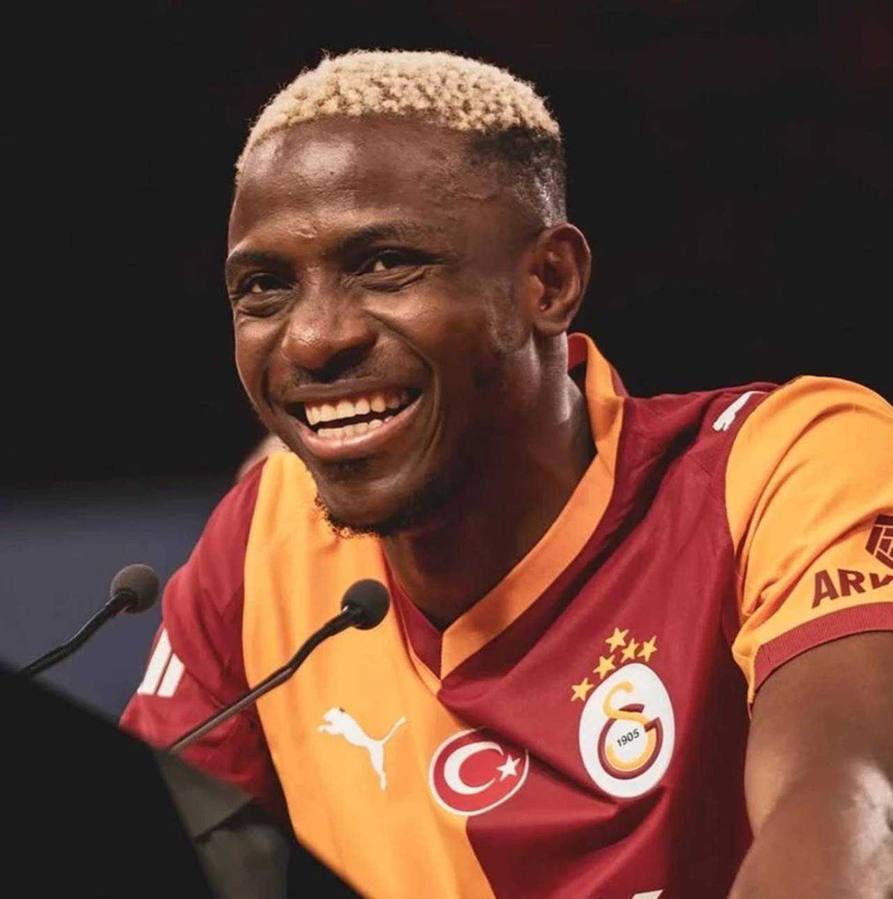 Galatasaray Şoku: Osimhen Sakatlandı 3 Galatasaray Soku Osimhen Sakatlandi 4