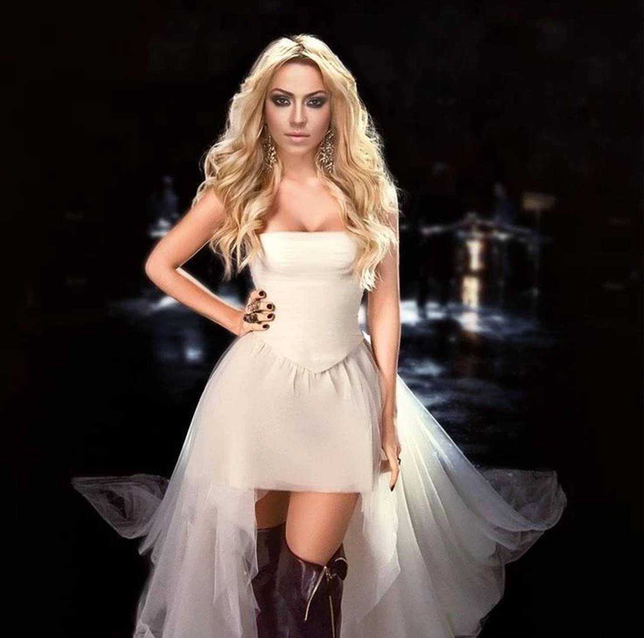 Hadise Bahar Tadında Doğum Günü Kutladı 6 Hadise Bahar Tadinda Dogum Gunu Kutladi 7