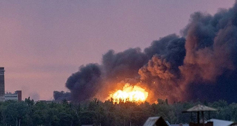 Kiev’de Azerbaycan Elçiliğine Füze Saldırısı