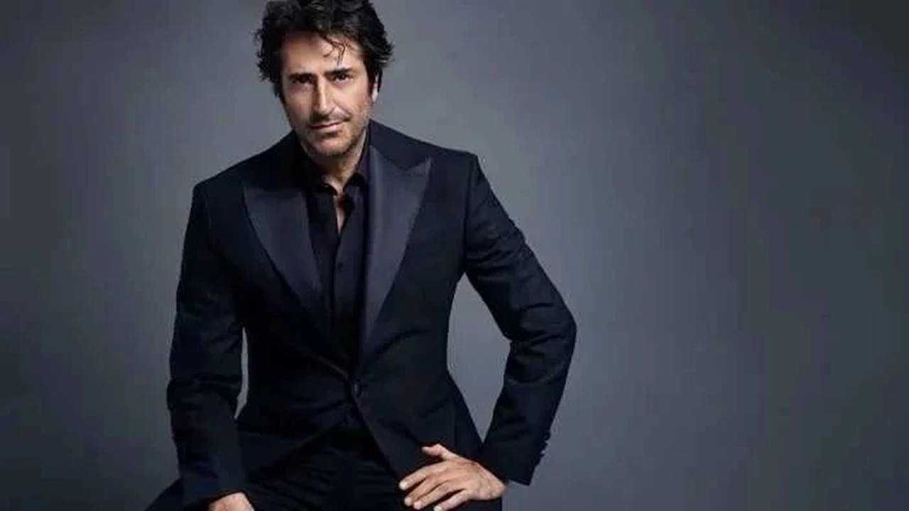 Mahsun Kırmızıgül: Sinemaya Servet Feda Ettim 1 Mahsun Kirmizigul Sinemaya Servet Feda Ettim 2