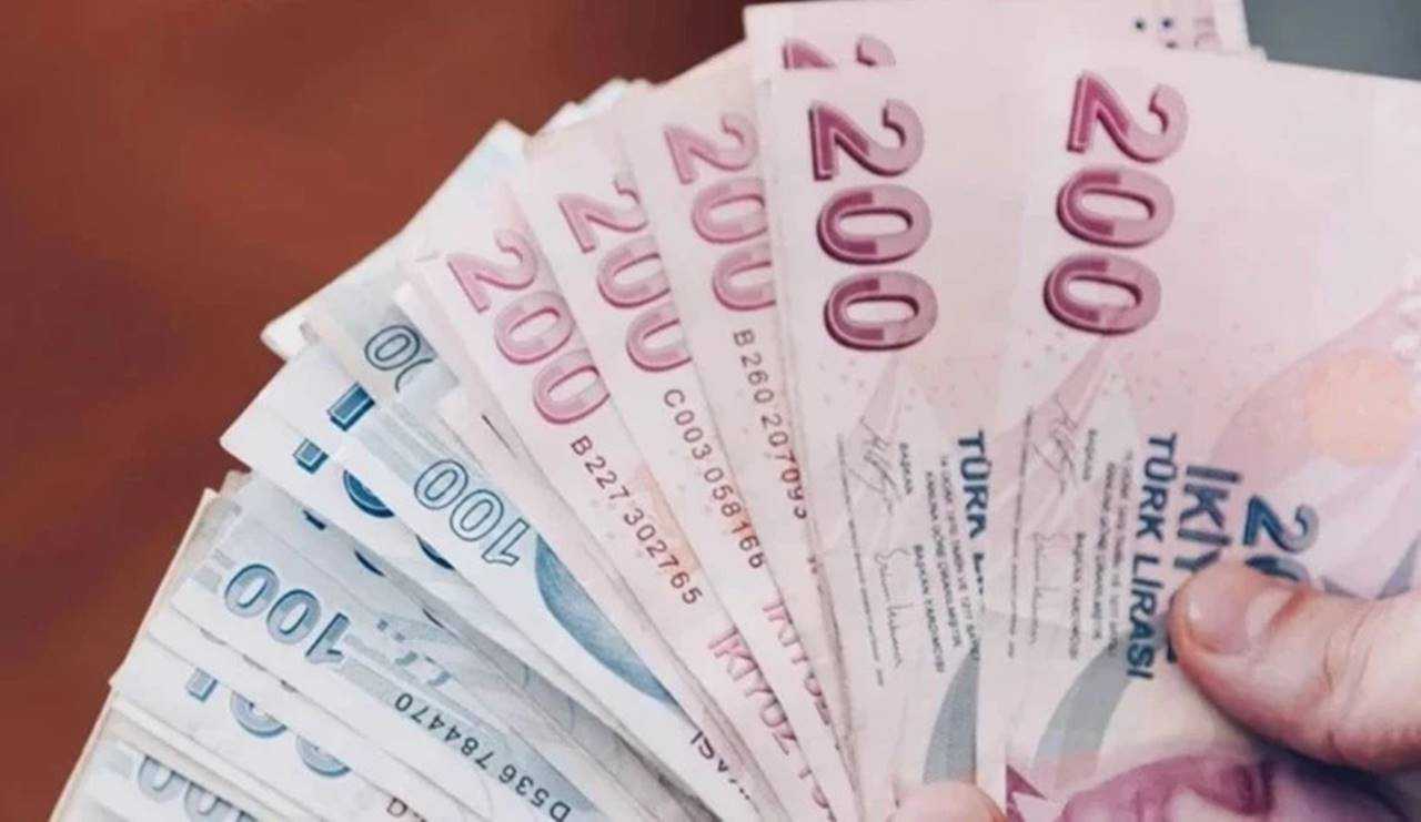 Milyonların Gözü Bu Formülde: Asgari Ücrete %25 Zam Sinyali 1 Milyonlarin Gozu Bu Formulde Asgari Ucrete 25 Zam Sinyali 2