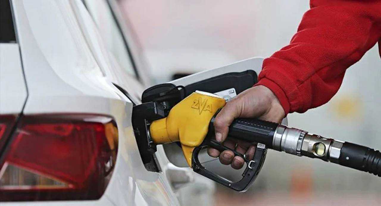 Motorinde Büyük Gece Yarısı İndirimi 1 Motorinde Buyuk Gece Yarisi Indirimi 2
