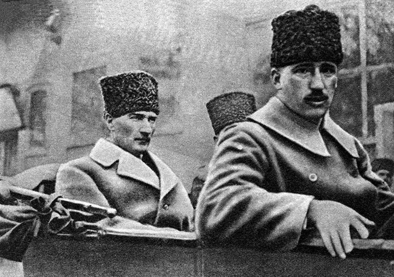 Mustafa Kemal Atatürk’ün Hayatı ve Mücadelesi 12 Mustafa Kemal Ataturkun Hayati ve Mucadelesi 13
