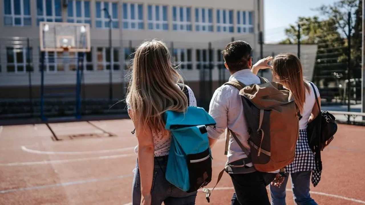 Öğrenciler Dikkat: Sömestr ve Ara Tatil Netleşti 1 Ogrenciler Dikkat Somestr ve Ara Tatil Netlesti 2