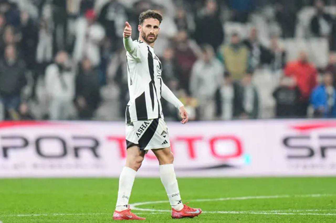 Rafa Silva’dan Şok Hamle: Takımda Kalmak İstemiyor 4 Rafa Silvadan Sok Hamle Takimda Kalmak Istemiyor 5