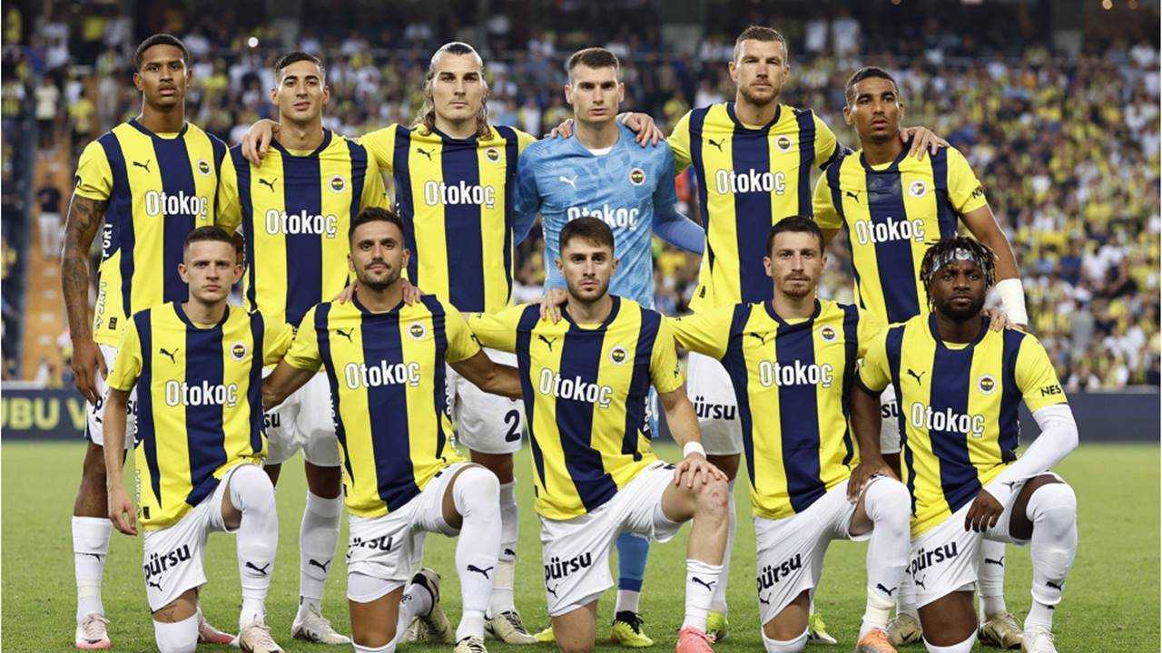Sarı-Lacivertlilerden UEFA Sürprizi: Mercan Kadroya Giriyor 2 Sari Lacivertlilerden UEFA Surprizi Mercan Kadroya Giriyor 2