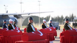 Şehitlerimiz Türkiye’ye Getirildi: Milli Yas Havalimanını Sardı
