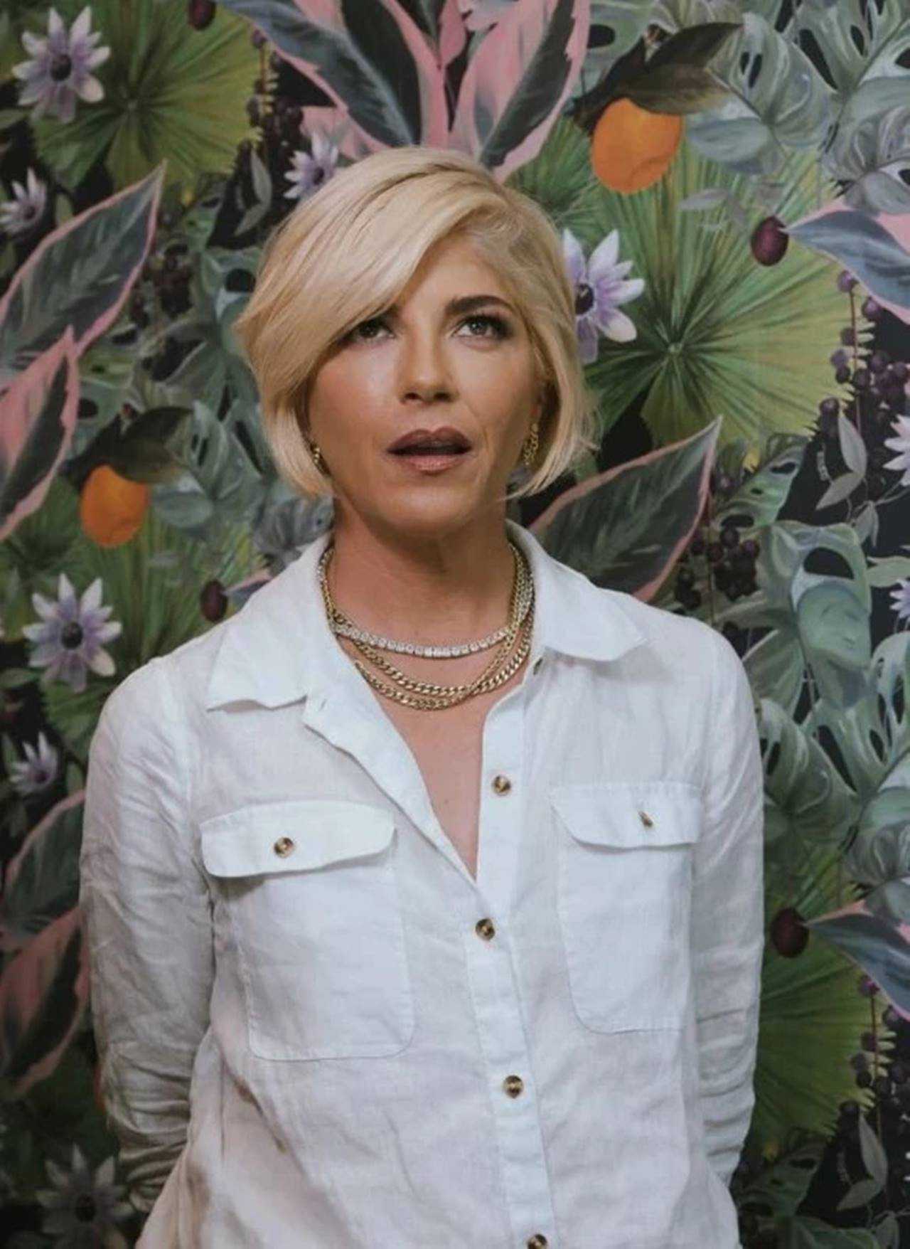 Selma Blair MS’e Karşı Zafer Kazandı 3 Selma Blair MSe Karsi Zafer Kazandi 4